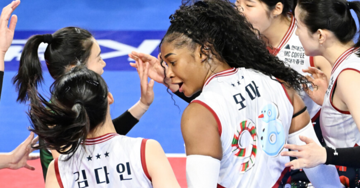 현대건설, IBK를 상대로 24점 차 승리… 흥국생명과의 격차는 단 4점으로 좁히며 12연승 달성 썸네일 이미지