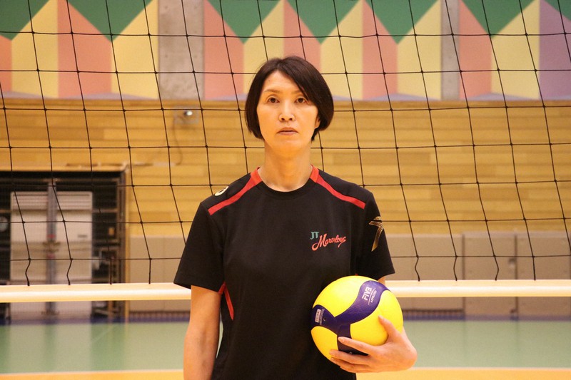 흥국생명, 김연경과 아본단자의 떠남에 대비하며 차기 감독으로 일본 국가대표 출신 요시하라 도모코의 부임이 임… 썸네일 이미지
