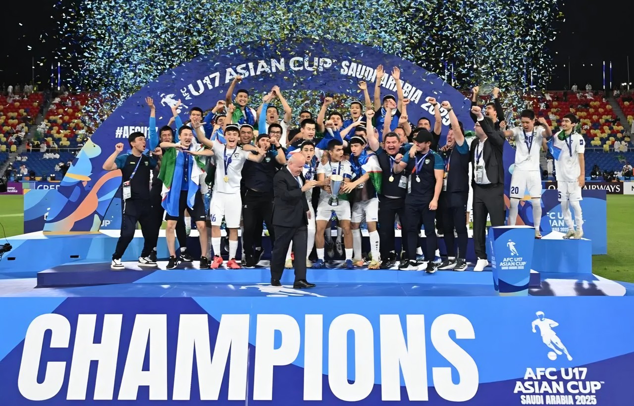우즈베키스탄 U-17 대표팀, 9명으로 충분한 우승의 영광! 한국을 이긴 홈팀 사우디를 격파하며 아시아 대륙… 썸네일 이미지