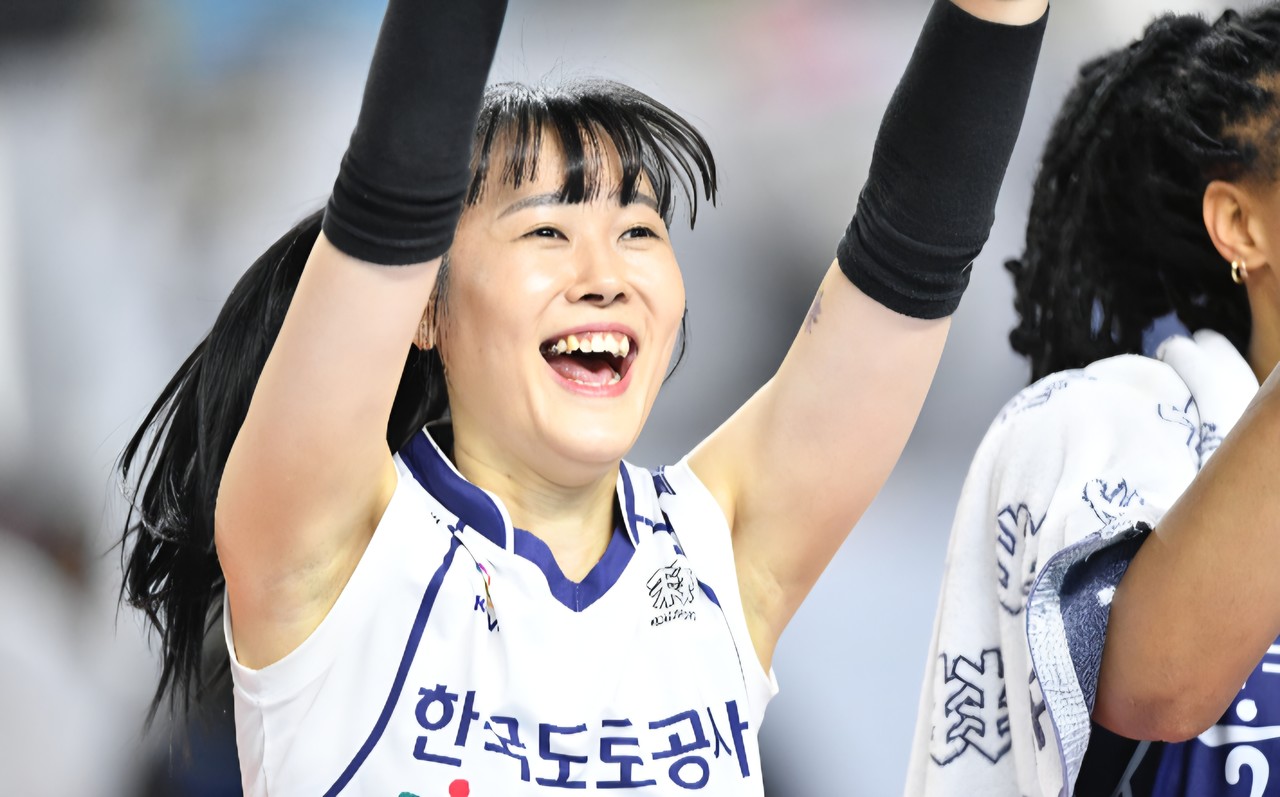 39세 베테랑 임명옥, IBK기업은행에 합류하며 현금 트레이드로 이적한다 썸네일 이미지