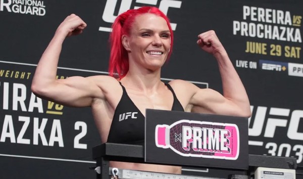 UFC 여자 스트로급 랭킹 12위 질리언 로버트슨 "마리나 로드리게스, 그라운드 공격에 취약할 것" 썸네일 이미지