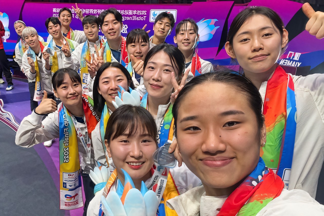 한국, 수디르만컵 결승에서 중국에 막혀 6번째 준우승 기록을 세우다 썸네일 이미지