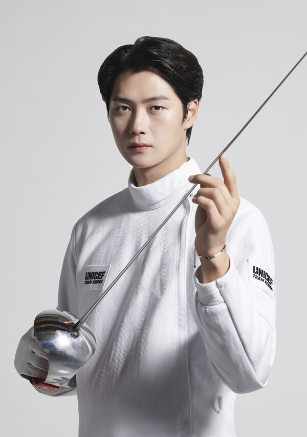 오상욱, 8강 탈락에도 펜싱 대중화 앞장서며 "더 많은 사람들이 알게 되길 바란다" 썸네일 이미지