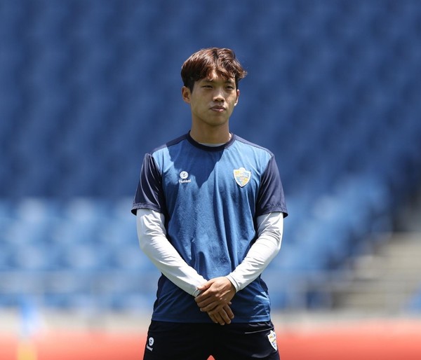 이명재, K리그 출신의 잉글랜드 무대 잔류 가능성 높아져…버밍엄과 재계약 여부 곧 결정될 듯 썸네일 이미지