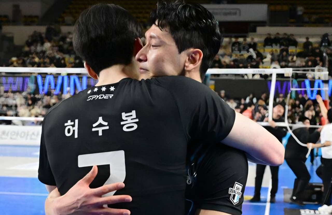 '축구 전설' 문성민, 내달 네덜란드 평가전에서 국가대표 은퇴식 개최 예정…"21일 예매 오픈" 썸네일 이미지