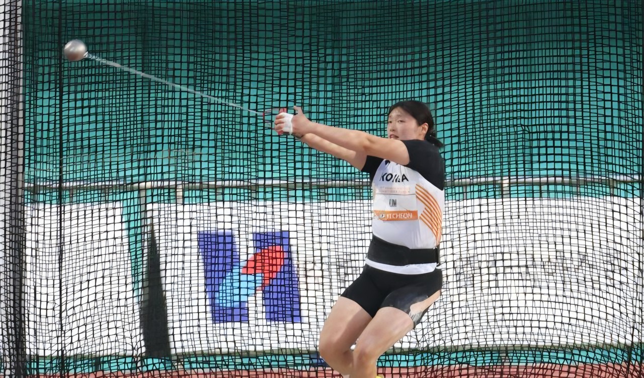 김태희, 코리아오픈에서 우승을 차지하며 해머던지기 한국 신기록을 세웠다. 썸네일 이미지