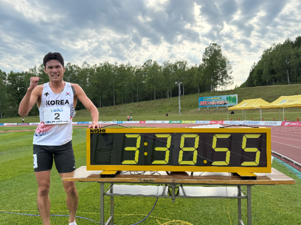 이재웅, 32년 만에 벽을 깨고 육상 남자 1500m 한국 신기록 수립 썸네일 이미지
